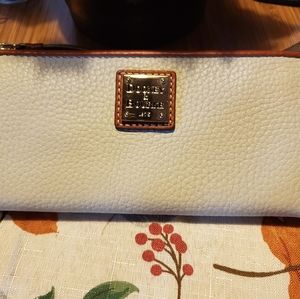 Dooney and Bourke Bone wallet